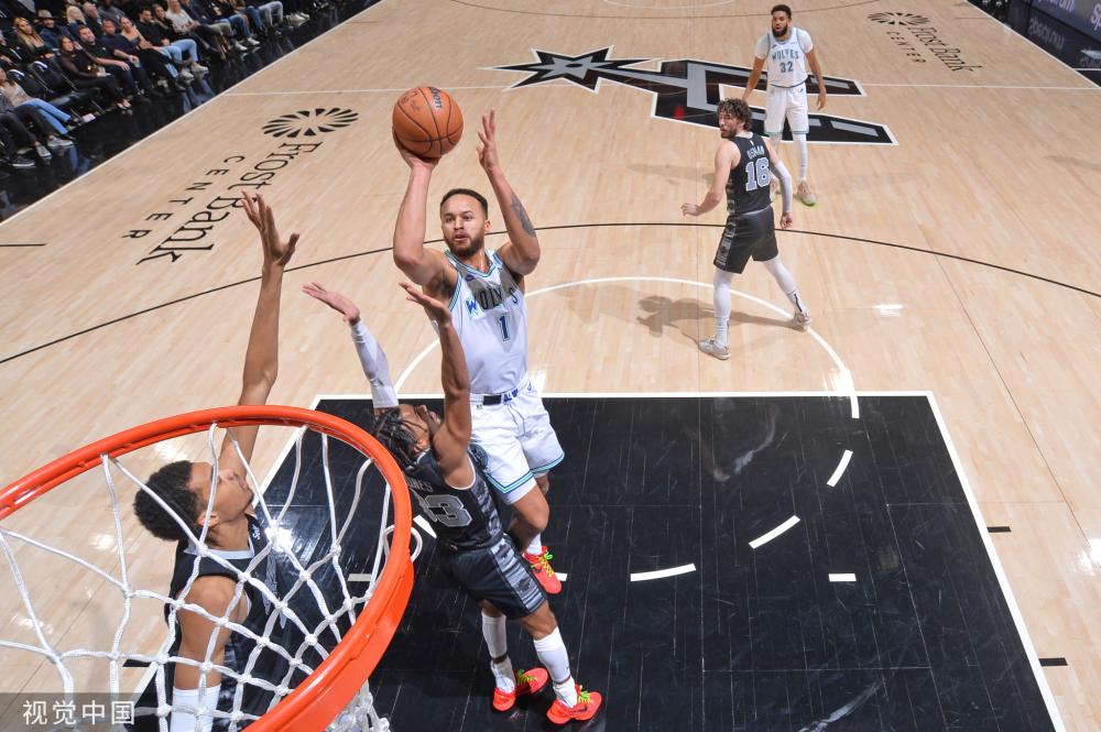 莫雷托：埃弗顿和富勒姆或与曼联竞争道路，已询问他的签约要求.