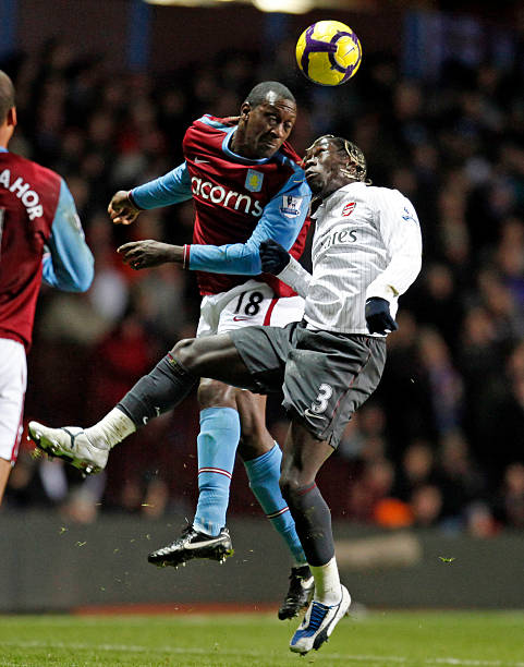 更像是一位 更像是一位