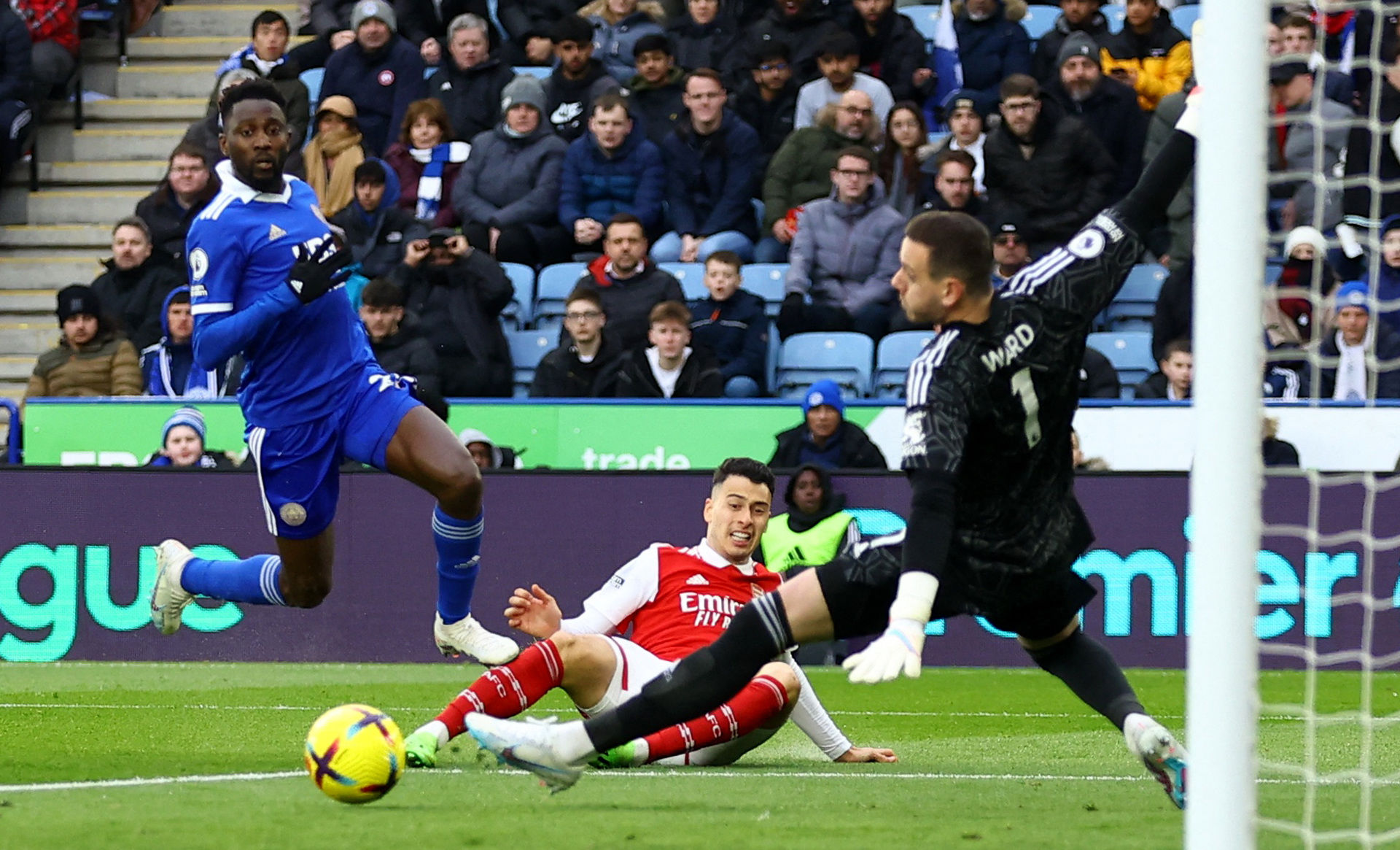 理层一个重 理层一个重